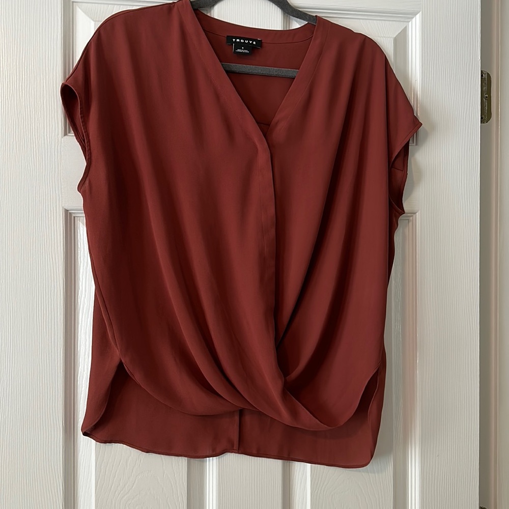 Trouvé Top